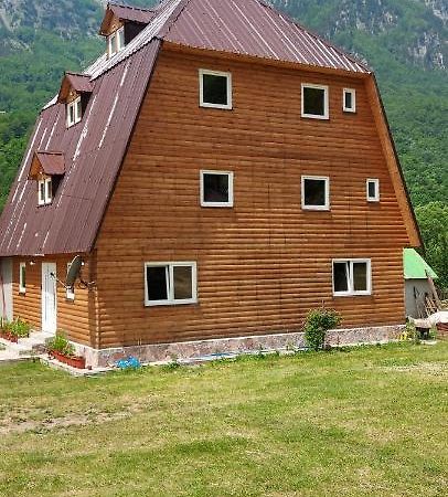 Bujtina Zemra Tradites Теті Екстер'єр фото